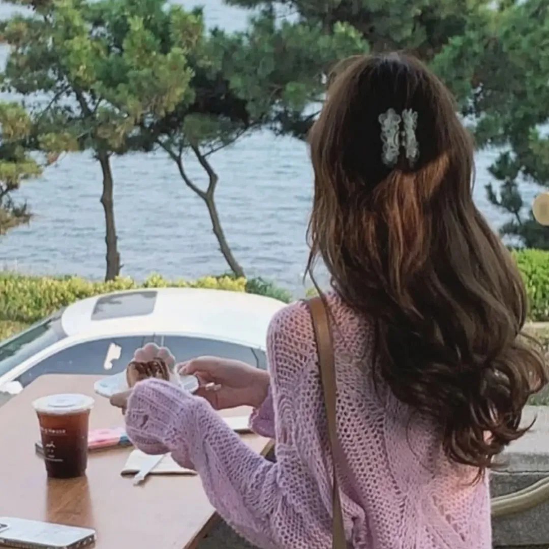 校草是女生